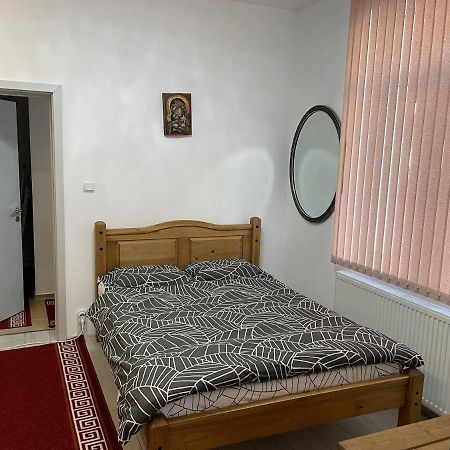 Apartament Дом За Гости Осогово Kiustendił Zewnętrze zdjęcie