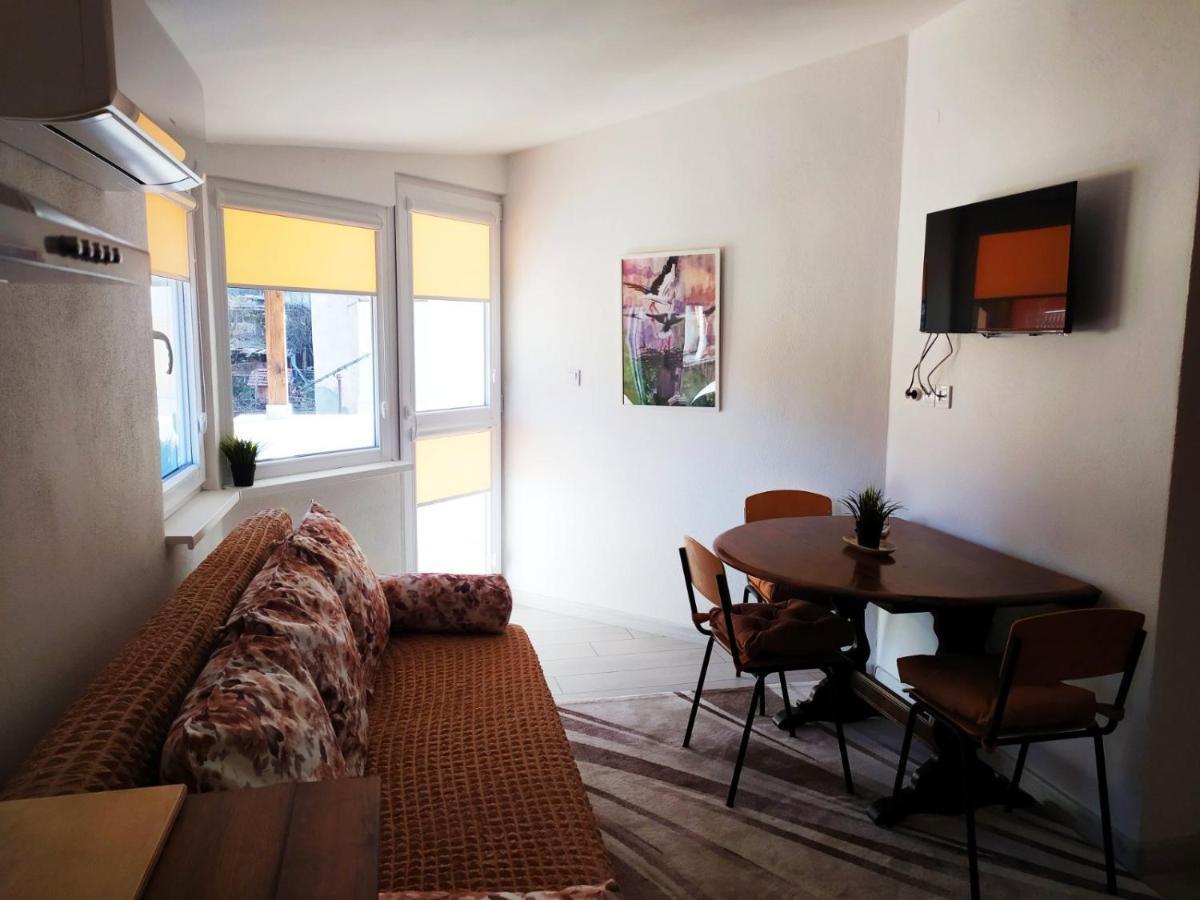 Apartament Дом За Гости Осогово Kiustendił Zewnętrze zdjęcie