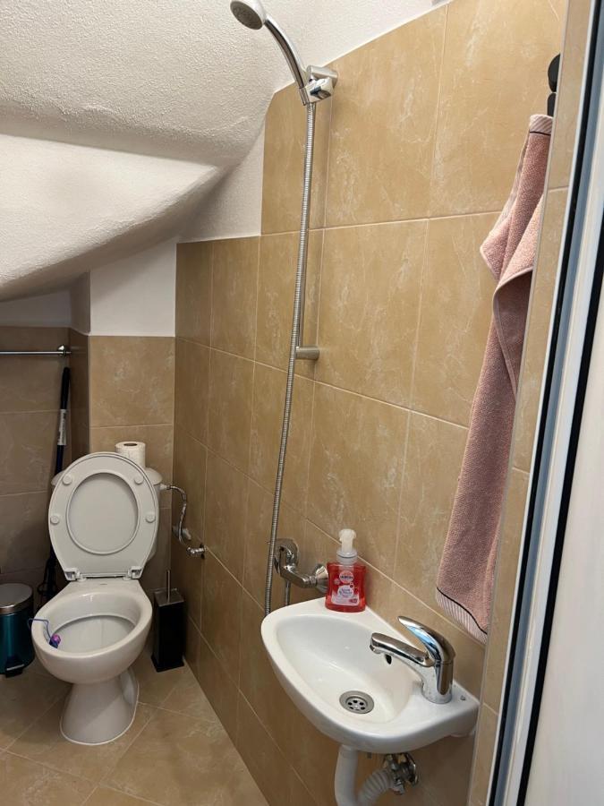 Apartament Дом За Гости Осогово Kiustendił Zewnętrze zdjęcie