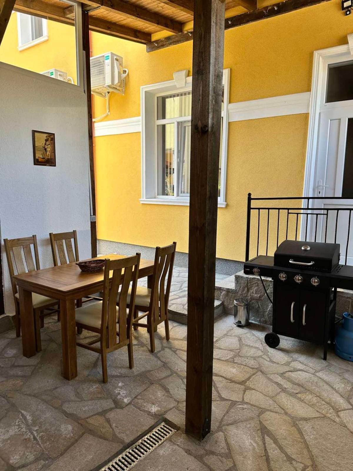 Apartament Дом За Гости Осогово Kiustendił Zewnętrze zdjęcie